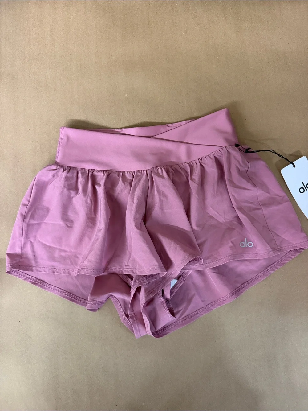 Alo Yoga V-Cute Running Short | Limited: Pink Wild Rose